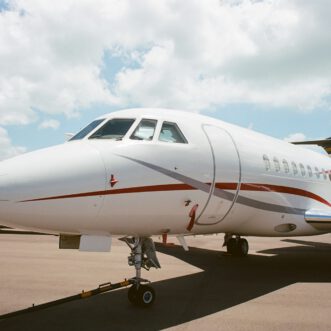 Jet-Set ohne Reue: Hamburger Flughafen Hotspot klimaschädlicher Luxusflüge